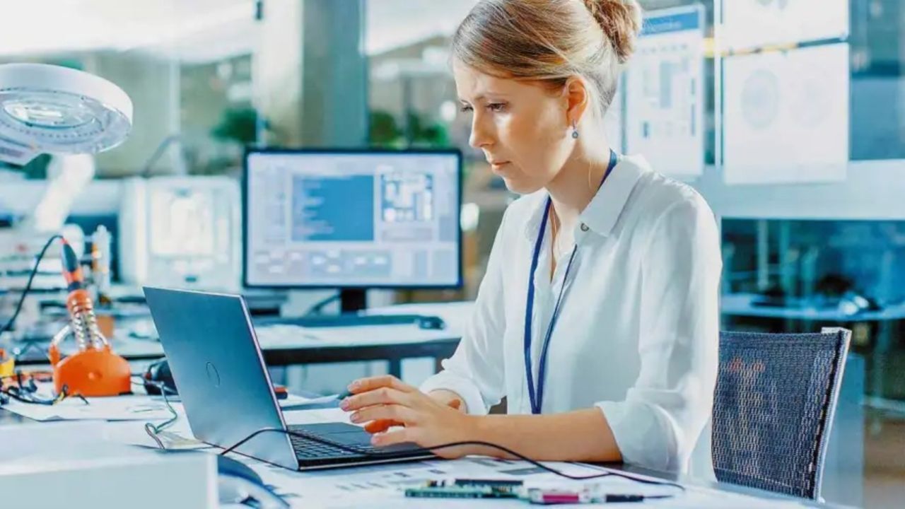 mujeres-e-inversiones-2215581